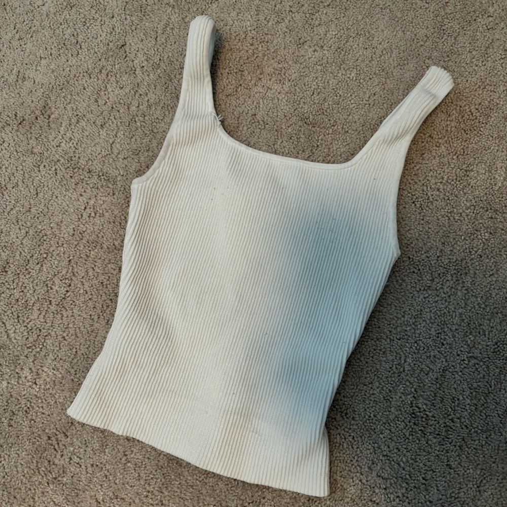 Babaton tank